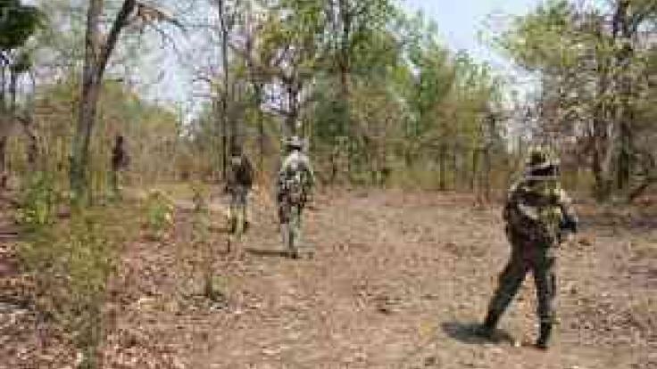 naxal_encounter_252667_300x172-m-dzRE8nNnlz.jpg