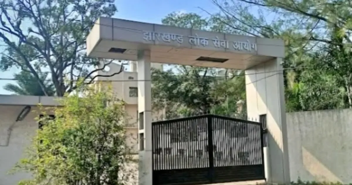 JSSC-CGL पेपर लीक मामले में बड़ा खुलासा, पश्चिम बंगाल के 3 ठिकानों पर अभ्यर्थियों को उत्तर याद कराने का आरोप