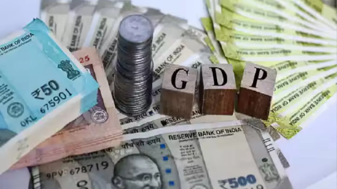 GDP Forecast: दूसरी तिमाही में 7.35% रह सकती है भारत की GDP ग्रोथ, वित्त मंत्रालय का बड़ा अनुमान
