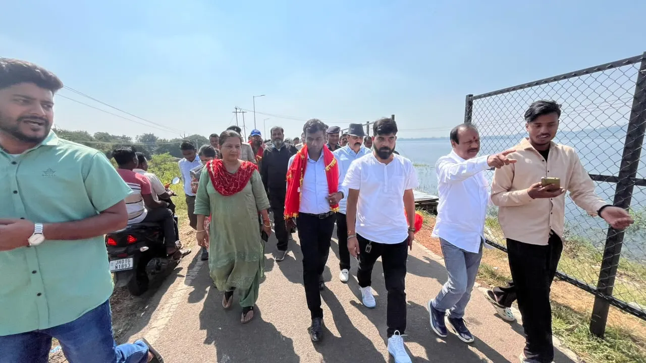 छठ से पहले रांची के घाटों का निरीक्षण, DC मंजूनाथ भजंत्री ने दिए सफाई और सुरक्षा के सख्त निर्देश