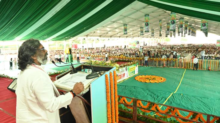 विपक्ष की साजिश का नतीजा है कि अब मैं बूढ़ा दिखता हूं : हेमंत सोरेन