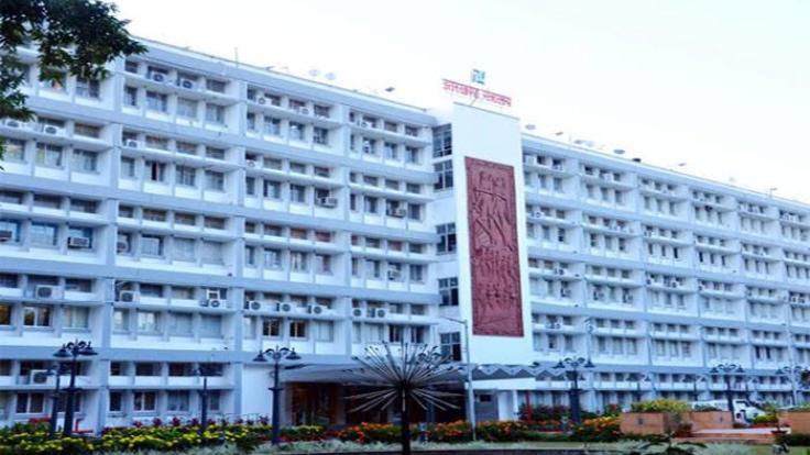 अब निजी हाथों में झारखंड का खुदरा शराब व्यवसाय, कैबिनेट ने दी मंजूरी