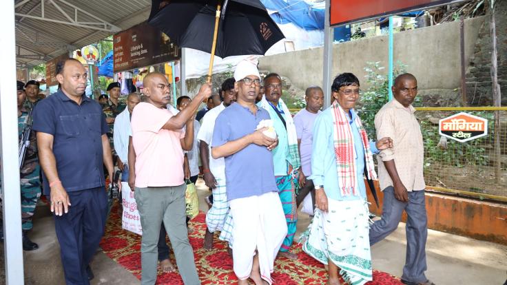 दिशोम गुरु शिबू सोरेन की अस्थियां रजरप्पा के दामोदर नदी में विसर्जित