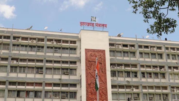 अब समिति की अनुशंसा पर होगी डीजीपी की नियुक्ति, हेमंत कैबिनेट का फैसला