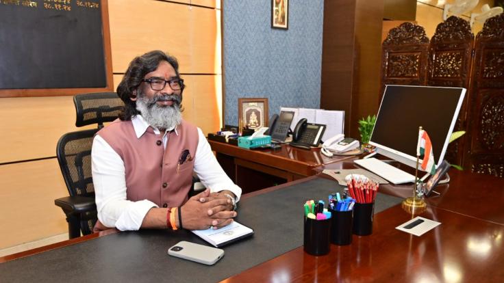 हेमंत कैबिनेट में होगा संथाल का दबदबा !, 6-4-1 के फॉर्मूले पर जानिये कौन-कौन बन रहे हैं मंत्री