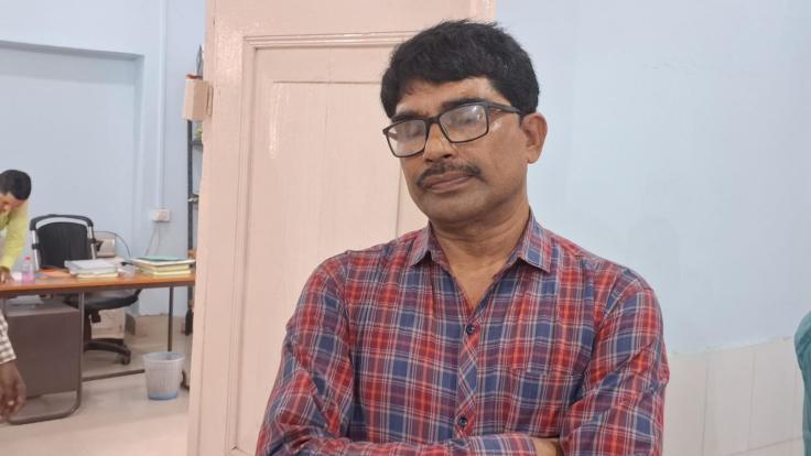 गढ़वा में नगर उंटारी के हेडमास्टर अनिल विश्वकर्मा की दीपावली हुई खराब, 5000 रुपए घूस लेते धराए