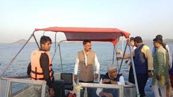 झारखंड में पर्यटन को मिलेगी नई उड़ान: केंद्रीय मंत्री गजेंद्र सिंह शेखावत ने पतरातू डैम का किया दौरा