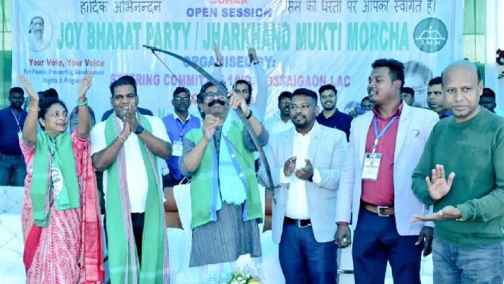 Assam Polls: Hemant का बड़ा दांव, गोसाईंगांव में जनसभा कर Frederickson के लिए मांगे वोट