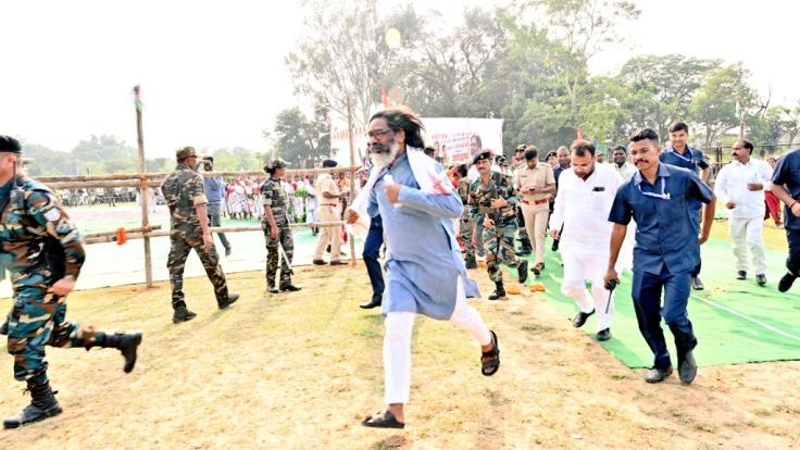 ... और देखते ही देखते हेमंत सोरेन ने लगा दी दौड़, जानें क्यों?