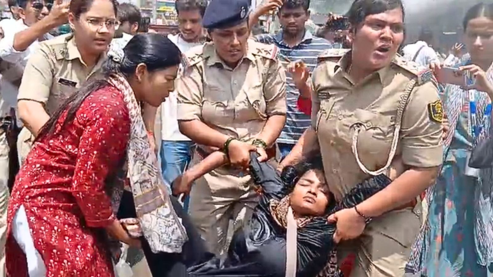 patna-student-protest-21-94f02c.jpg