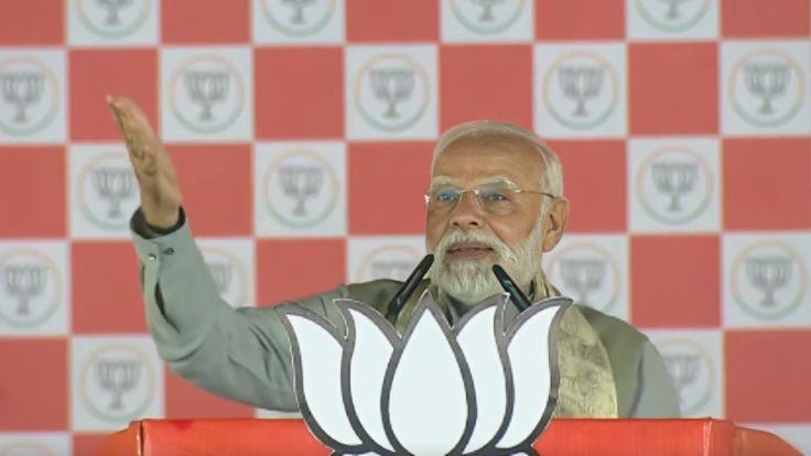 ‘वोट के लिए छठी मैया का अपमान बर्दाश्त नहीं’ मुजफ्फरपुर में बोले पीएम मोदी