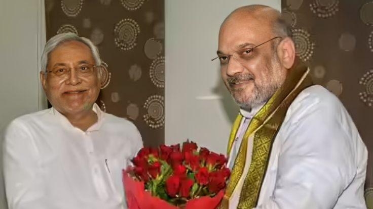 Bihar Election 2025: अमित शाह-नीतीश की 18 मिनट की मुलाकात ने बढ़ाई सियासी हलचल, क्या बात हुई?