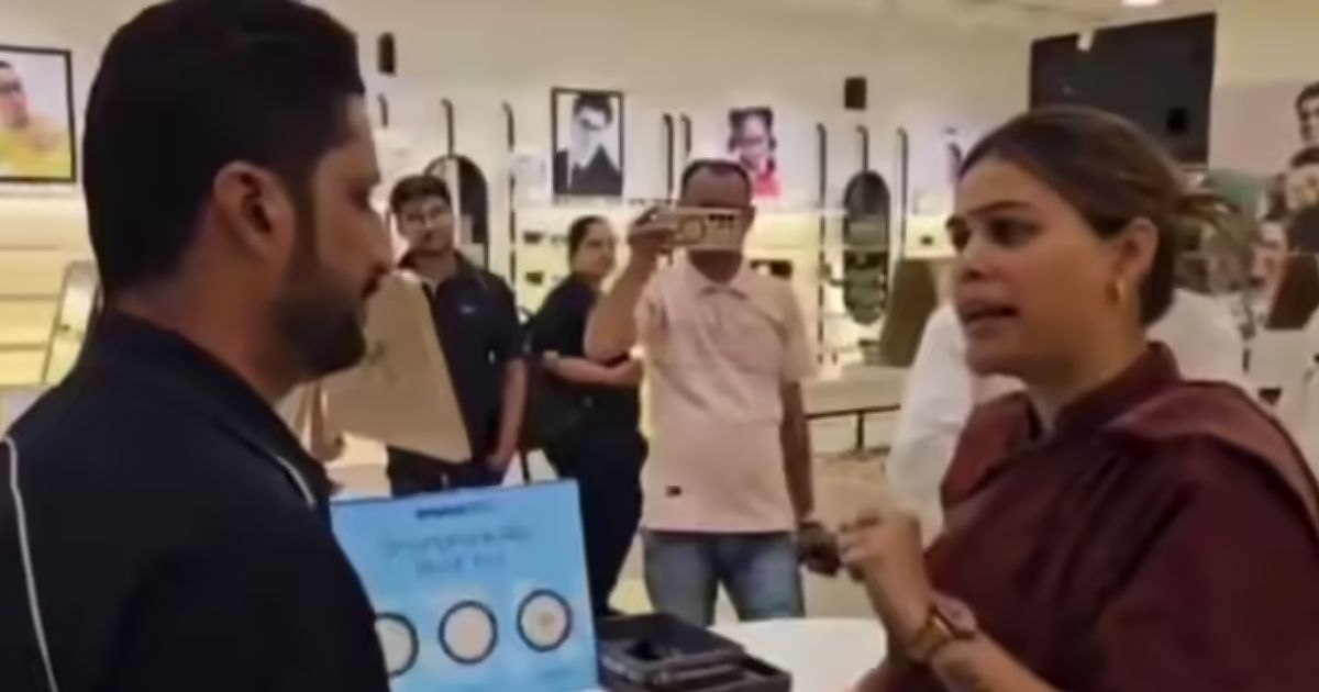 VIDEO: ‘क्या शरिया कानून लागू कराना चाहते हैं?’ नाजिया इलाही खान का लेंसकार्ट स्टोर में हंगामा, कंपनी का नया अपडेट