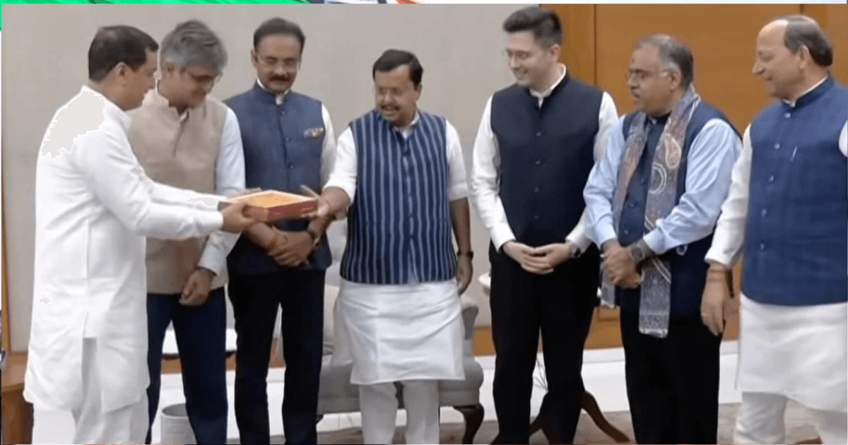 राघव चड्ढा समेत 7 राज्यसभा सांसद BJP में शामिल, नितिन नवीन ने खिलाई मिठाई, दो-तिहाई दल के विलय का दावा