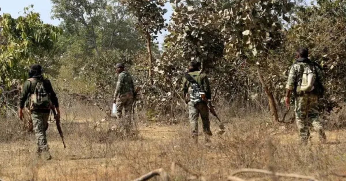 सारंडा में निर्णायक लड़ाई! नक्सलियों और सुरक्षाबलों के बीच भीषण फायरिंग, एक घंटे तक गूंजती रहीं गोलियां