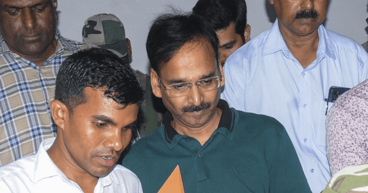 झारखंड में बड़ा प्रशासनिक फैसला, IAS विनय चौबे का निलंबन खत्म, पोस्टिंग की तैयारी