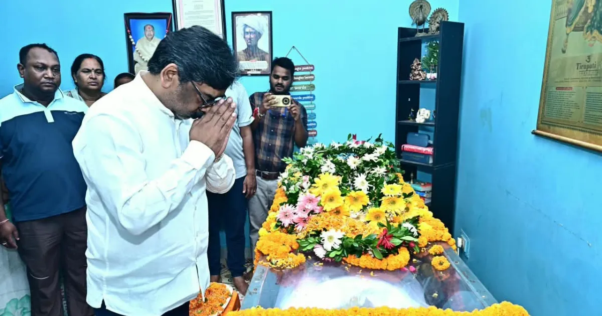 हेमंत सोरेन ने विमला प्रधान को दी श्रद्धांजलि, आज रांची में अंतिम दर्शन, कल सिमडेगा में अंतिम संस्कार