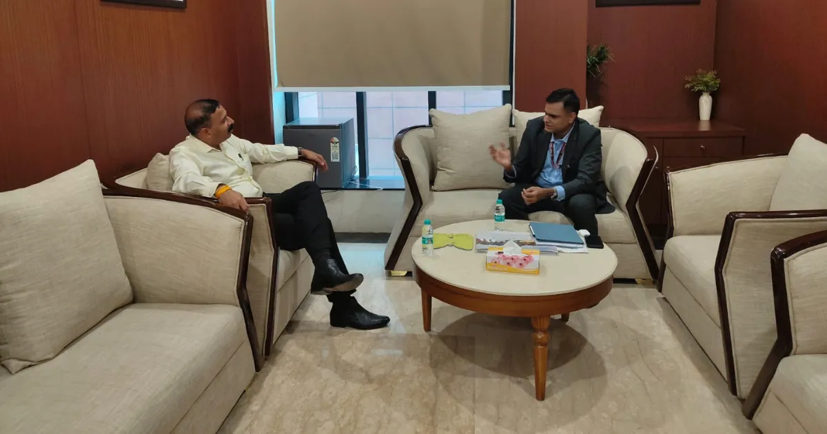 झारखंड भवन में अरवा राजकमल और अनिल कुमार चतुर्वेदी की बैठक, अधिकारियों के पास और सुरक्षा व्यवस्था पर हुई चर्चा