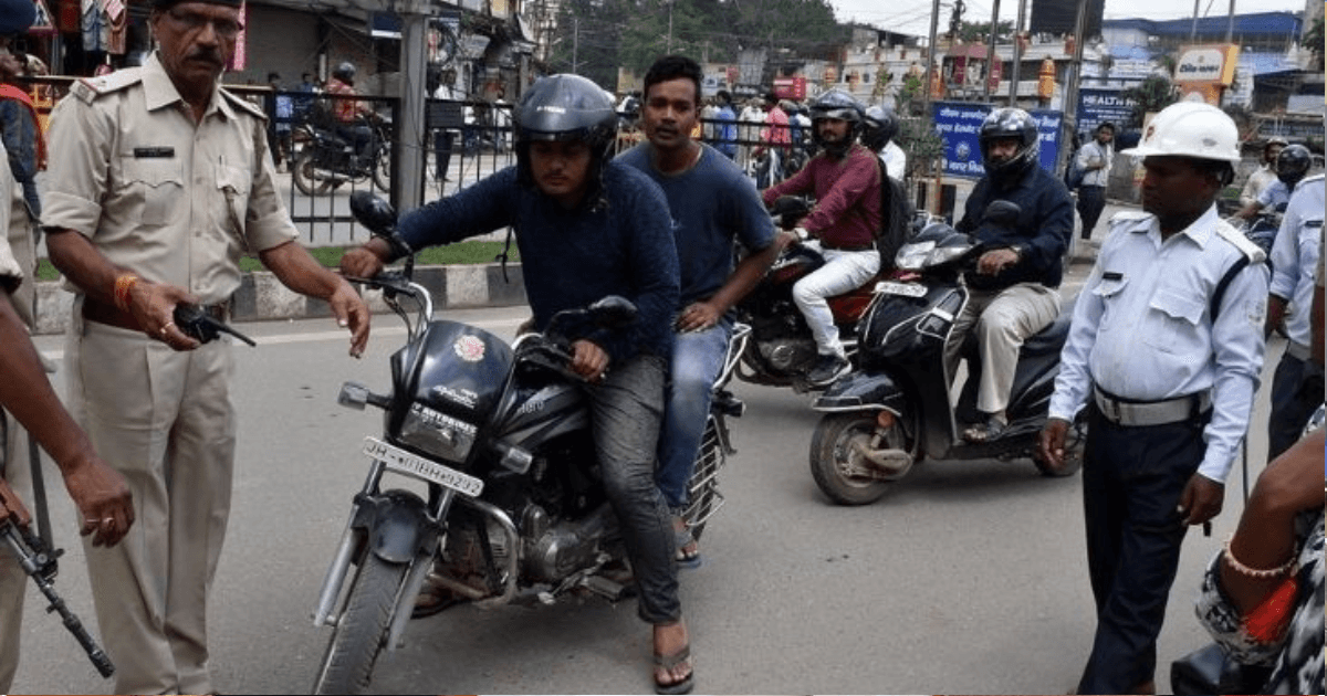 रांची में ट्रैफिक नियम तोड़ने वालों पर सख्ती, 10 दिनों में 37 हजार से ज्यादा चालान