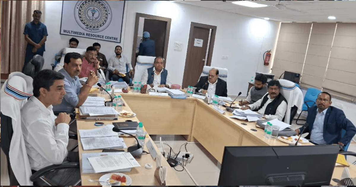 रिम्स में बिना स्वीकृति टेंडर पर सख्ती, 1 करोड़ से अधिक की निविदाओं की होगी जांच