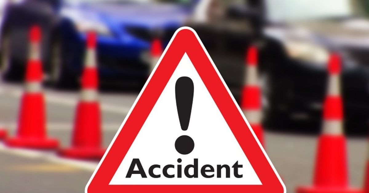 रांची में रफ्तार का कहर: झारखंड हाईकोर्ट के अधिवक्ता ने महिला को मारी टक्कर, युवक को बोनट पर घसीटा