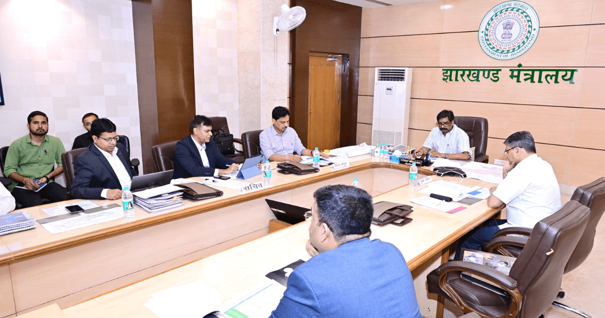 हेमंत सोरेन का बड़ा एक्शन: 300 बालू घाट जल्द होंगे चालू, अवैध खनन और बालू माफियाओं पर सख्ती, 3000 करोड़ राजस्व का लक्ष्य