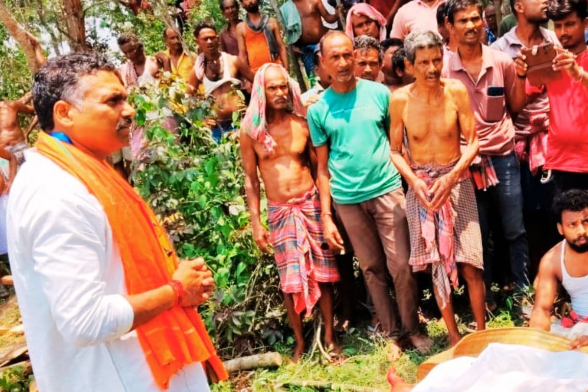 बंगाल चुनाव में दर्दनाक हादसा: पटाशपुर में वोट डालने आए मतदाता की मौत, जानें पूरा मामला
