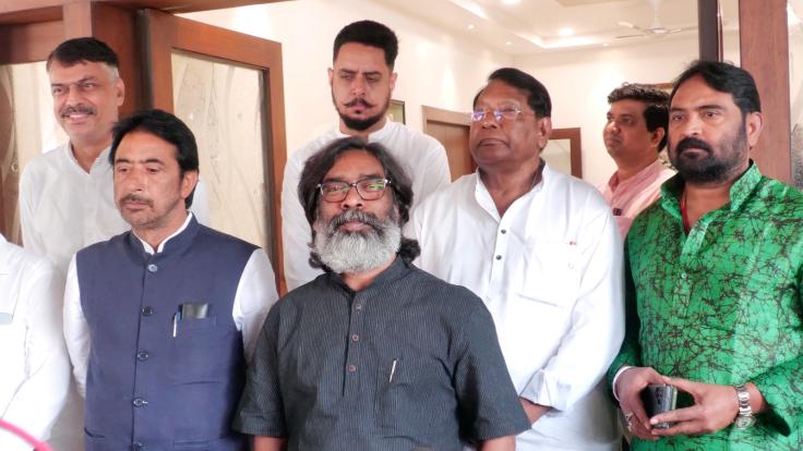 70 सीटों पर विधानसभा चुनाव लड़ेगी झामुमो-कांग्रेस, 11 सीट इंडी के सहयोगियों के लिए छोड़ा