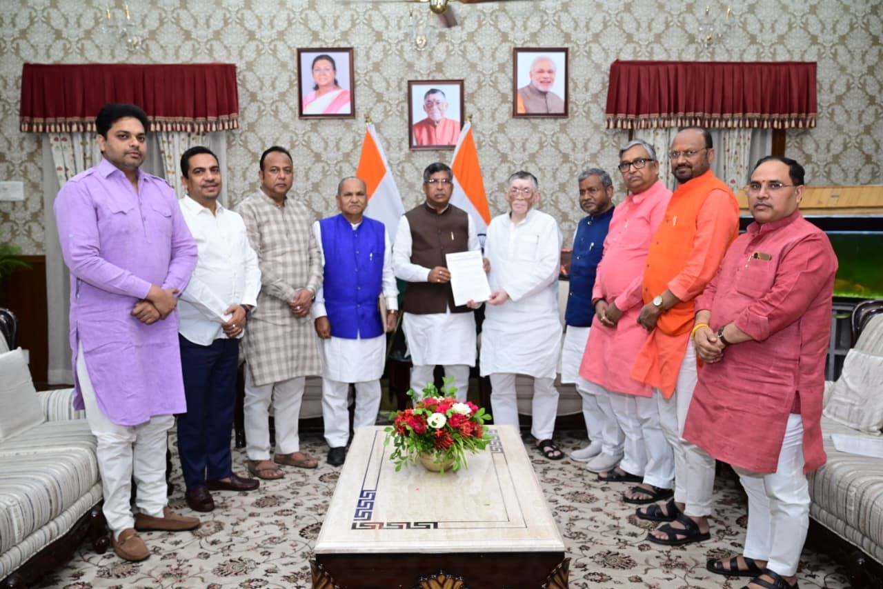 JSSC पेपर लीक केस: BJP पहुंची राजभवन, 7 सूत्री मांगों के साथ खोला मोर्चा