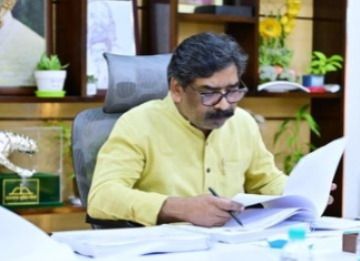 JPSC-JSSC विवाद: छात्रों से वार्ता पर सरकार का डबल मंथन, CM हाउस के बाद 4:30 में प्रोजेक्ट भवन में फिर जुटेंगे मंत्री